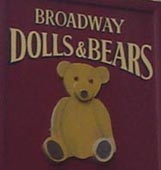 broadwaydollsandbearsa.jpg